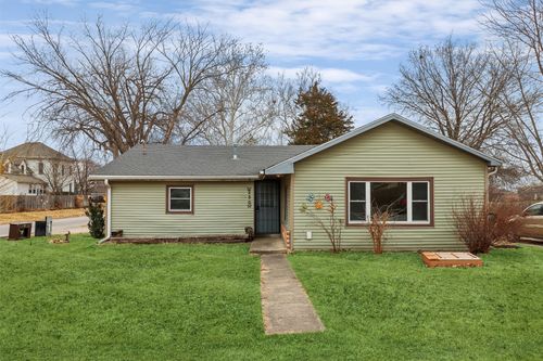 230 Main St, Carlisle, IA, 50047-7610 | Card Image