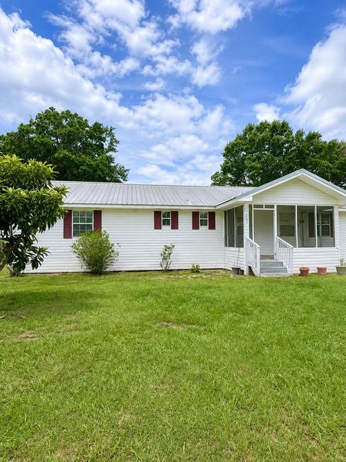 205 Riverview Dr, Wewahitchka, FL, 32465-7644 | Card Image