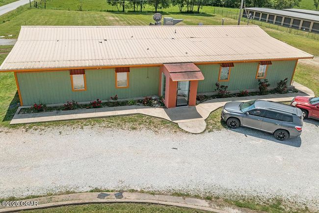 1300 N Main St, Home with 0 bedrooms, 0 bathrooms and null parking in South West City MO | Image 29