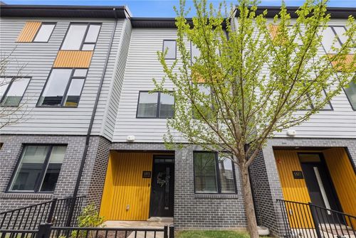 5529 Berlin Way, Pittsburgh, PA, 15201-2661 | Card Image