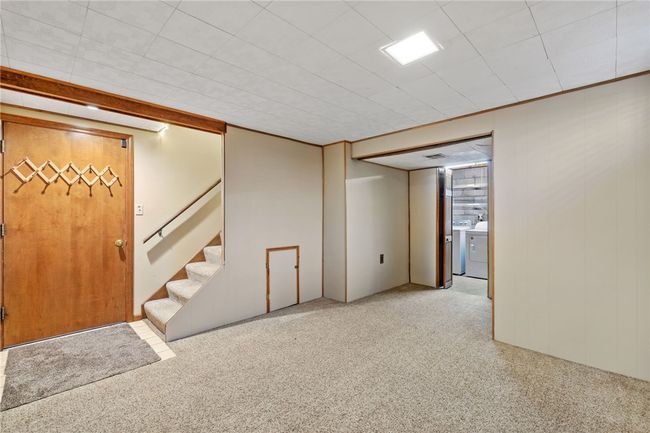 816 Sean Ct, House other with 3 bedrooms, 3 bathrooms and 2 parking in Jefferson Hills PA | Image 35