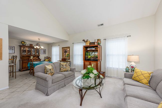 46 - 46 Foxbridge Village Rd, Condo with 2 bedrooms, 1 bathrooms and 2 parking in Branford CT | Image 6