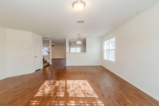 921 Rock Dove Cir, House other with 3 bedrooms, 3 bathrooms and null parking in Saginaw TX | Image 9