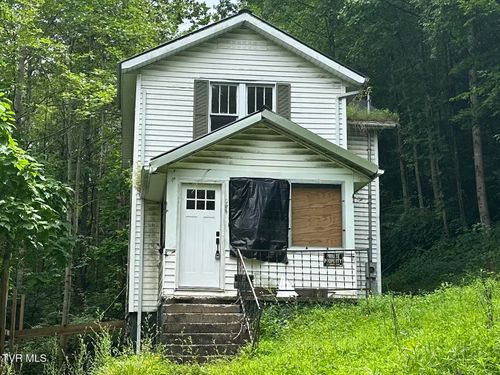 210 Callahan Ave, Appalachia, VA, 24216-1206 | Card Image