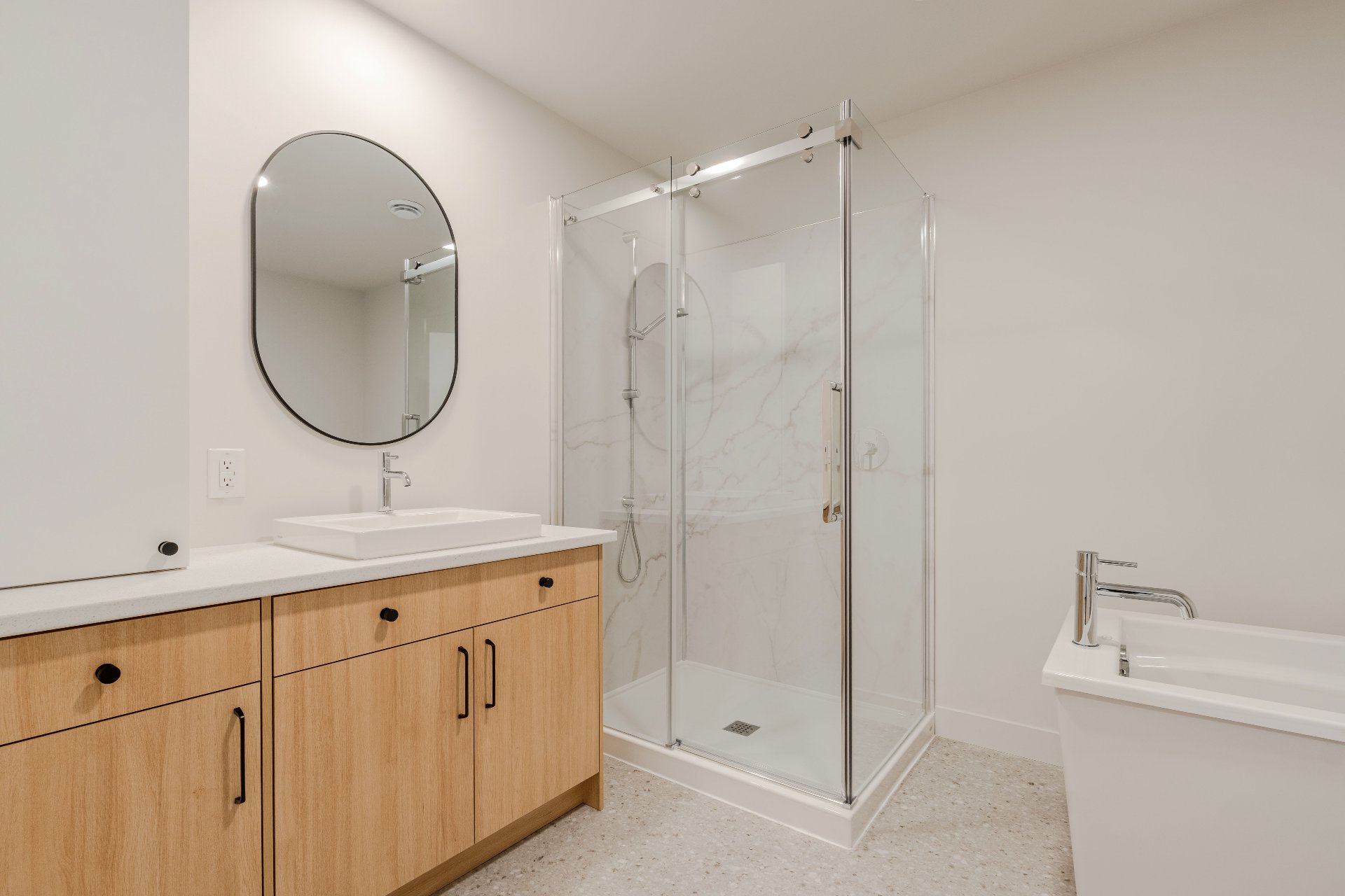 Residential Lease in Sherbrooke (Fleurimont) 2