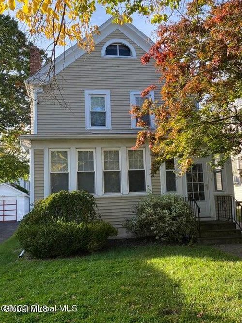 30 Cardinal Ave, Albany, NY, 12208-2703 | Card Image