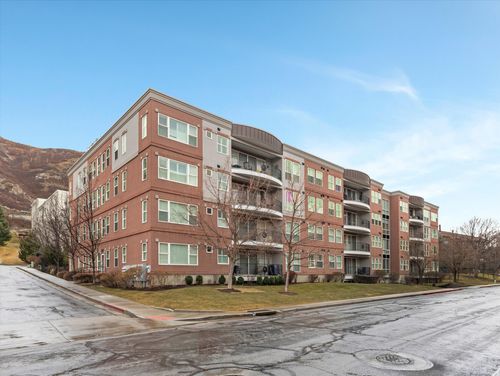 apt-3400-925 Donner Way, Salt Lake City, UT, 84108-2329 | Card Image