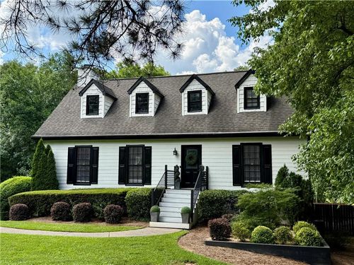 141 Indian Hills Ct, Marietta, GA, 30068-3971 | Card Image