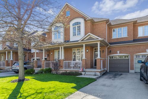 3351 Hayhurst Cres, Oakville, ON, L6L6T8 | Card Image