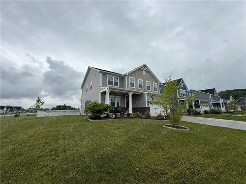 2418 David Grey Cir, Beavercreek, OH, 45434-3514 | Card Image