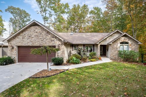 122 Pineridge Loop, Crossville, TN, 38558-6536 | Card Image