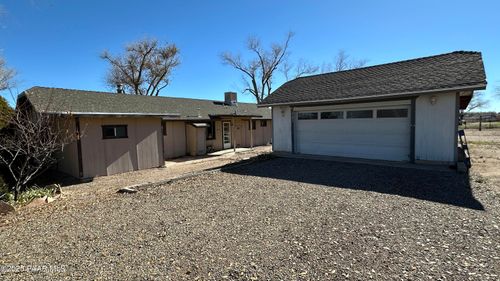 1331 Red Cinder Rd, Chino Valley, AZ, 86323-5461 | Card Image