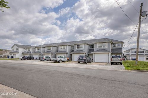 701 S Walker Street, Webb City, MO, 64870 | Card Image