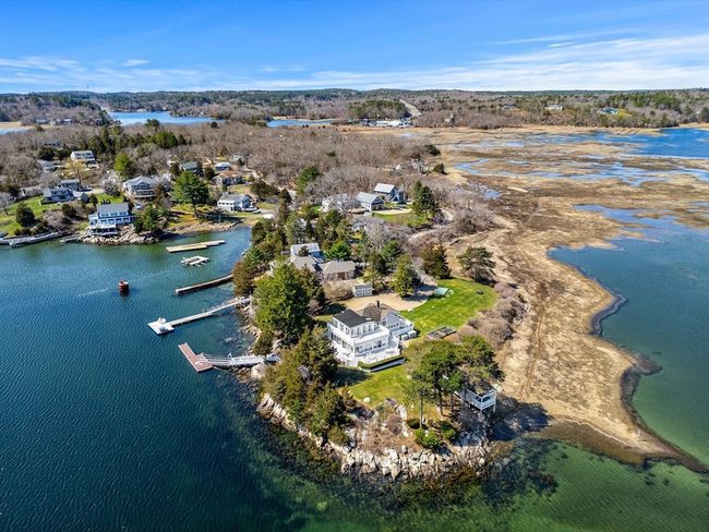62 Crafts Rd, House other with 5 bedrooms, 2 bathrooms and 6 parking in Gloucester MA | Image 41