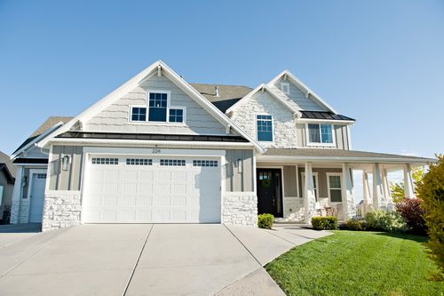 224 S Dry Creek Ln, Vineyard, UT, 84059-5681 | Card Image