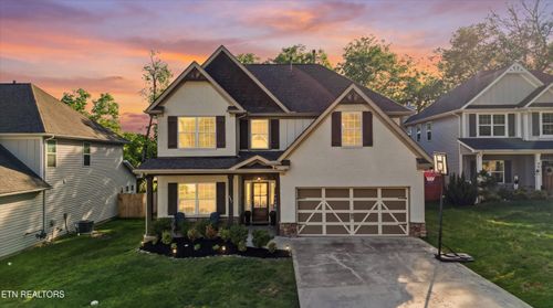 957 Festival Ln, Knoxville, TN, 37923-2170 | Card Image