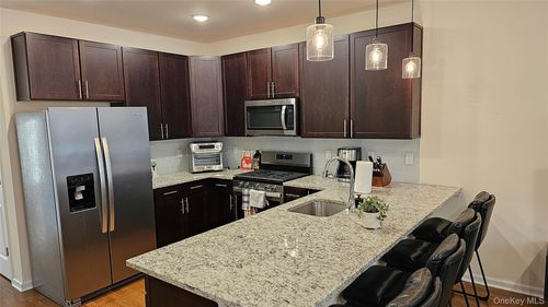 11-260 Main St, Goshen, NY, 10924-1997 | Card Image