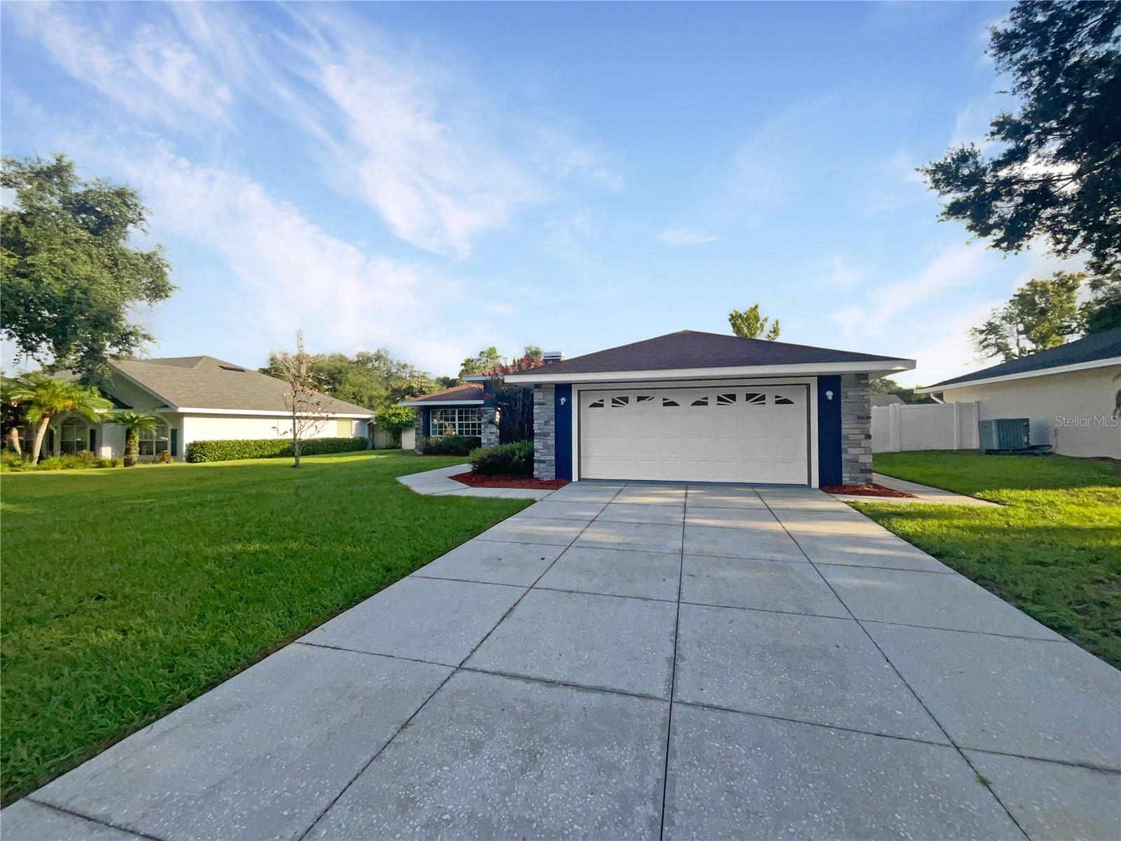 Towering Pines Dr, Lakeland, FL 33813