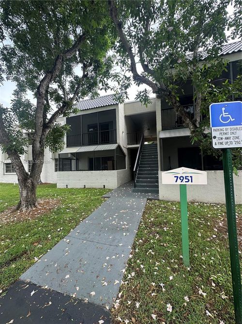 209d-7951 Sw 104th St, Miami, FL, 33156-3684 | Card Image