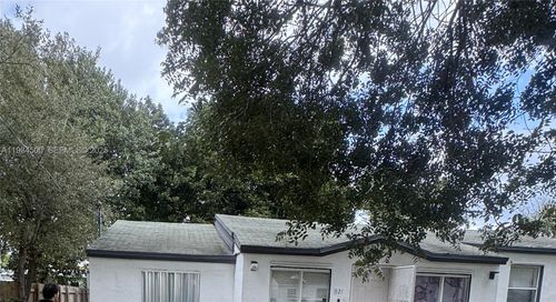 1121 Nw 56th St, Miami, FL, 33127-1445 | Card Image