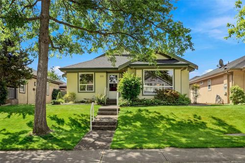 808 Stanhope Rd, Parksville, BC, V9P2T7 | Card Image