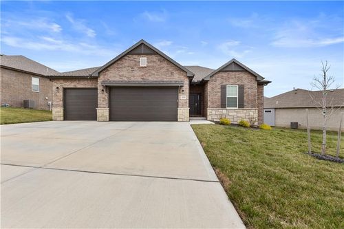 3225 N 109th Pl, Kansas City, KS, 66109-8909 | Card Image