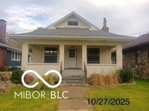 220 N Vine St, Shelbyville, IN, 46176-1643 | Card Image