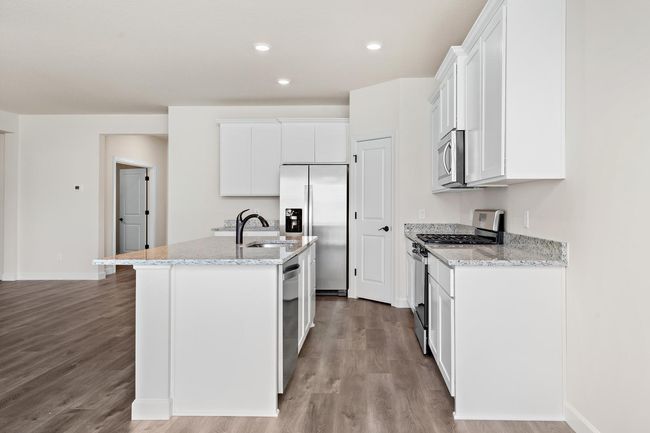 10213 Twin Lakes Pkwy Nw, House other with 3 bedrooms, 2 bathrooms and null parking in Elk River MN | Image 7
