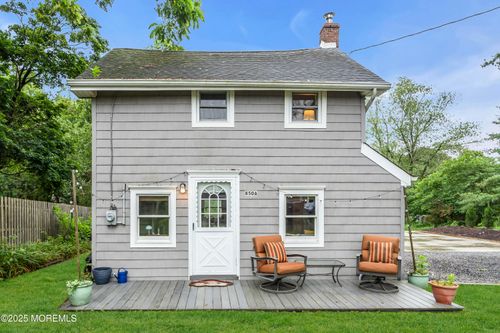 rear-850 Old Corlies Ave, Neptune, NJ, 07753-3439 | Card Image