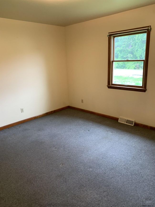 B - 119 Dunsbach Rd, Home with 1 bedrooms, 1 bathrooms and 3 parking in Halfmoon NY | Image 15