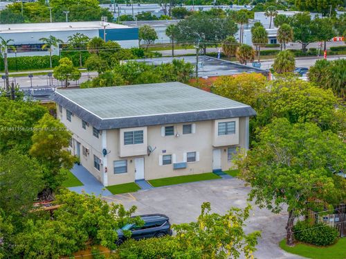 842 Nw 1st Ave, Fort Lauderdale, FL, 33311-7470 | Card Image