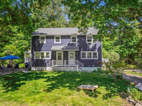 8 Old Landing Rd, Durham, NH, 03824-2805 | Card Image