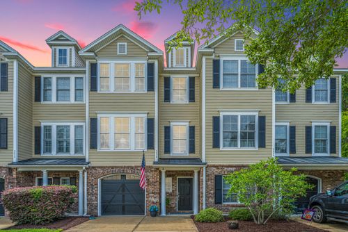 3676 Bagley Dr, Mount Pleasant, SC, 29466-7183 | Card Image