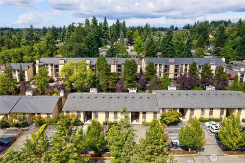 52g-14510 124th Ave Ne, Kirkland, WA, 98034-1271 | Card Image