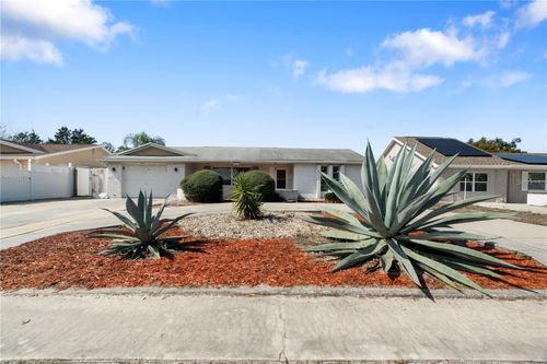 10841 Piccadilly Rd, PORT RICHEY, FL, 34668-2680 | Card Image