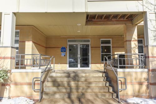 1925 N Water St, Milwaukee, WI, 53202-1583 | Card Image