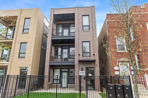 2-4447 S Vincennes Avenue, Chicago, IL, 60653 | Card Image