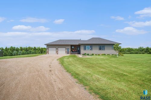 45446 258th St, Montrose, SD, 57048-6203 | Card Image