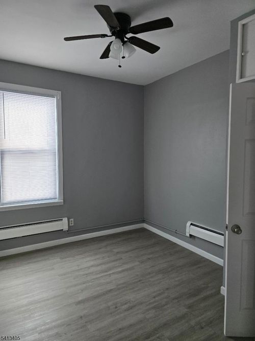 230 Princeton Ave, Jersey City, NJ, 07305-4711 | Card Image