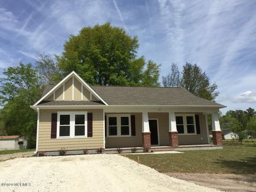 511 Peru Rd, Sneads Ferry, NC, 28460-6665 | Card Image