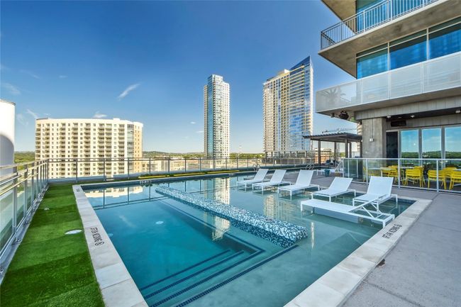 10th floor amenities include: pool, conference room, community room, gym, dog washing station, dog park, grills and fire pits. | Image 14