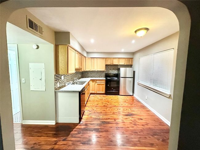1302 S Quinlan Park Rd, Home with 0 bedrooms, 0 bathrooms and null parking in Austin TX | Image 24