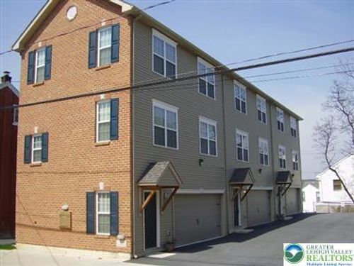 1-39 E Garrison St, BETHLEHEM, PA, 18018-4032 | Card Image