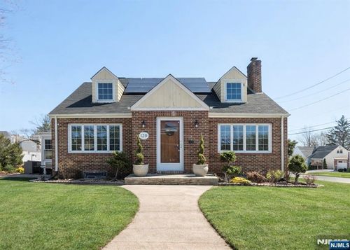 120 S Prospect Ave, Hackensack, NJ, 07601-1841 | Card Image