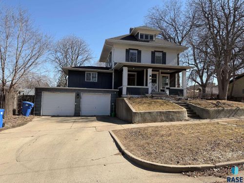 1114 S 6th Ave Avenue, Sioux Falls, SD, 57105 | Card Image