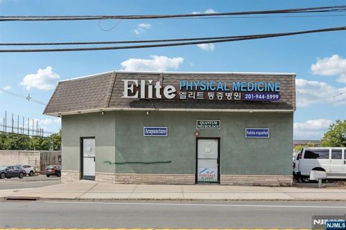 101 Grand Ave, Palisades Park, NJ, 07650-2168 | Card Image
