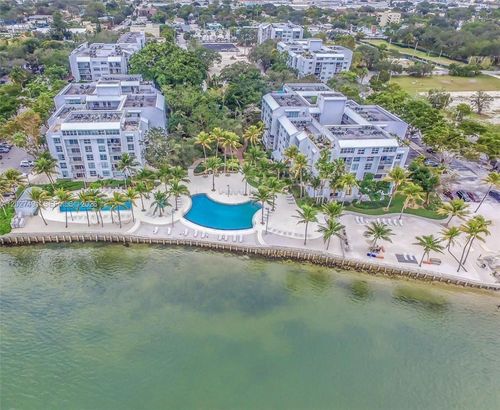 g402-650 Ne 64th St, Miami, FL, 33138-6411 | Card Image