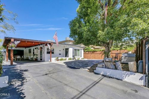 11015 Scoville Ave, Sunland, CA, 91040 | Card Image