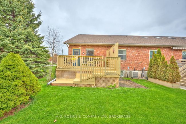 50 Portal Dr, House attached with 3 bedrooms, 2 bathrooms and 2 parking in Port Colborne ON | Image 33