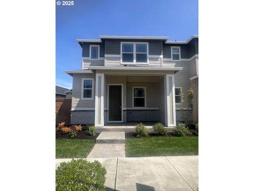 8431 Se Blanton St, Hillsboro, OR, 97123-2268 | Card Image